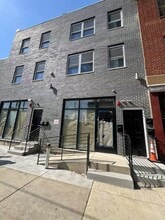 405 Girard St, Philadelphia, PA à louer Photo de l’immeuble– Image 1 sur 8