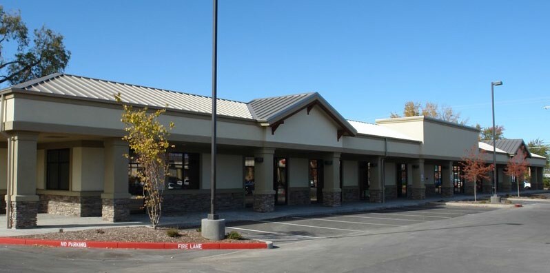 8505-8517 W Overland Rd, Boise, ID à louer Photo de l’immeuble– Image 1 sur 20