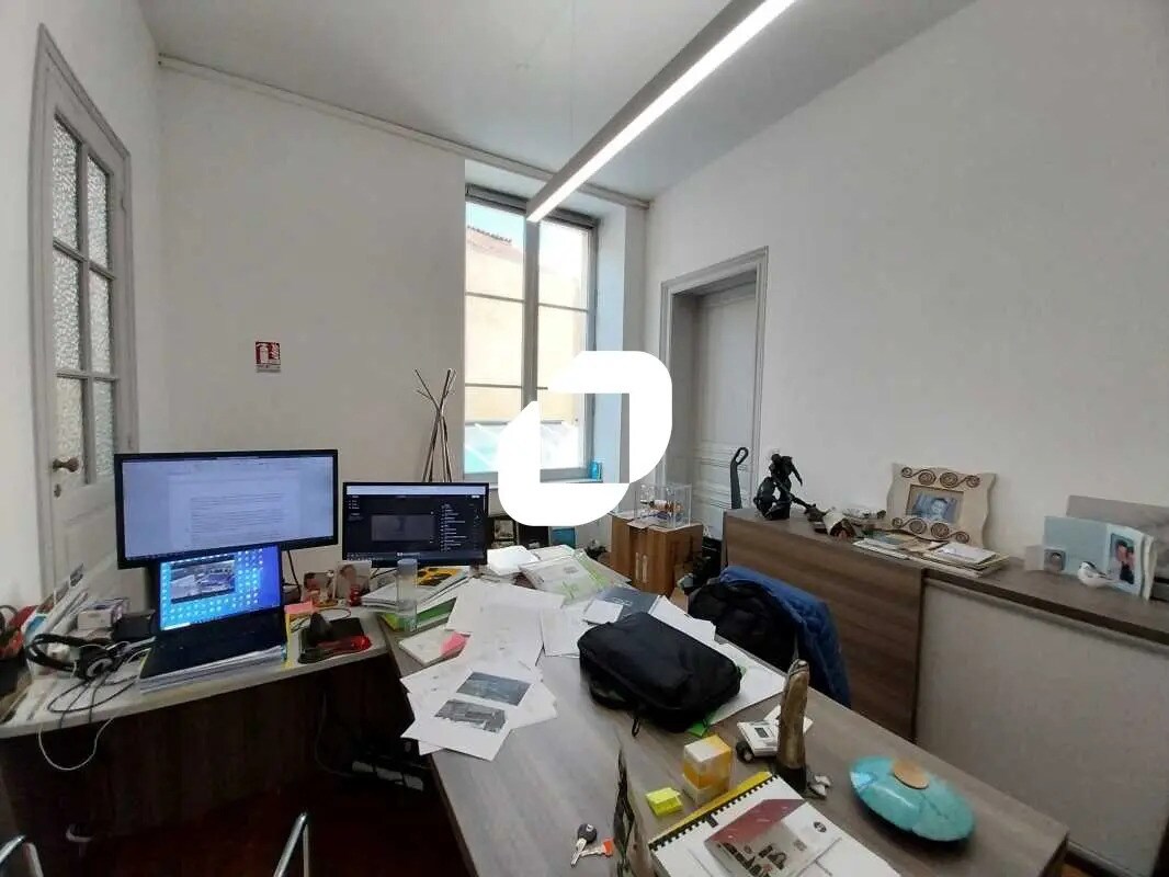 Bureau dans Bordeaux à louer Photo de l’immeuble– Image 1 sur 22
