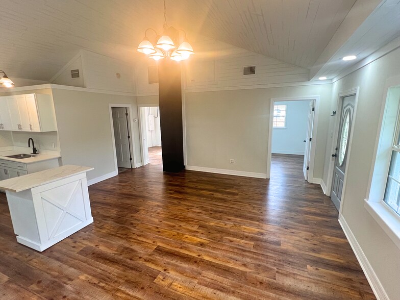 18127 Us Highway 41, Spring Hill, FL à vendre - Photo de l’immeuble – Image 2 sur 7