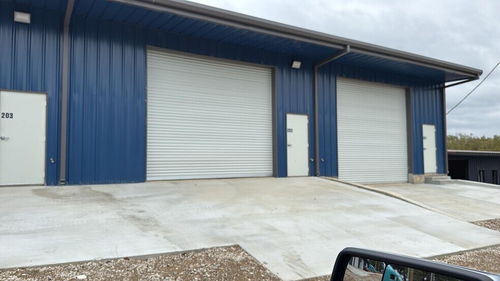 5381 Rendon Rd, Fort Worth, TX à louer - Photo de l’immeuble – Image 2 sur 8