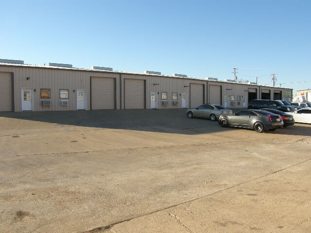 4620 Industrial St, Rowlett, TX à louer - Photo de l’immeuble – Image 3 sur 3