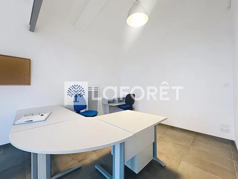 Bureau dans  à louer - Photo intérieure – Image 3 sur 7