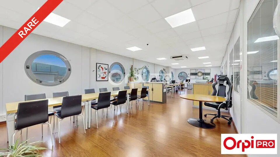 Bureau dans Tournon-sur-Rhône à louer - Photo de l’immeuble – Image 2 sur 5