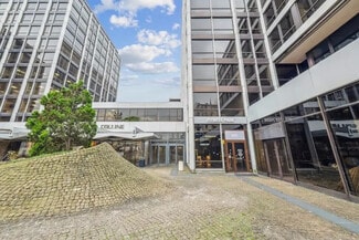 Plus de détails pour 4-6 Rue D'Orleans, Saint-Cloud - Bureau à louer