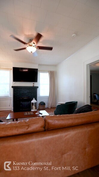 133 Academy St, Fort Mill, SC à vendre - Vidéo sur l’annonce professionnelle – Image 2 sur 10