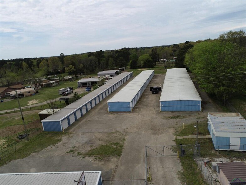 1609 N Main St, Gladewater, TX à vendre - Photo de l’immeuble – Image 3 sur 17