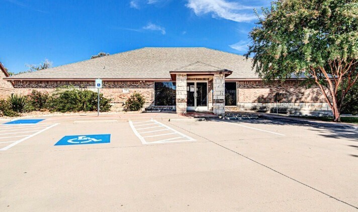 2111 Fort Worth Hwy, Weatherford, TX à vendre - Photo de l’immeuble – Image 3 sur 7