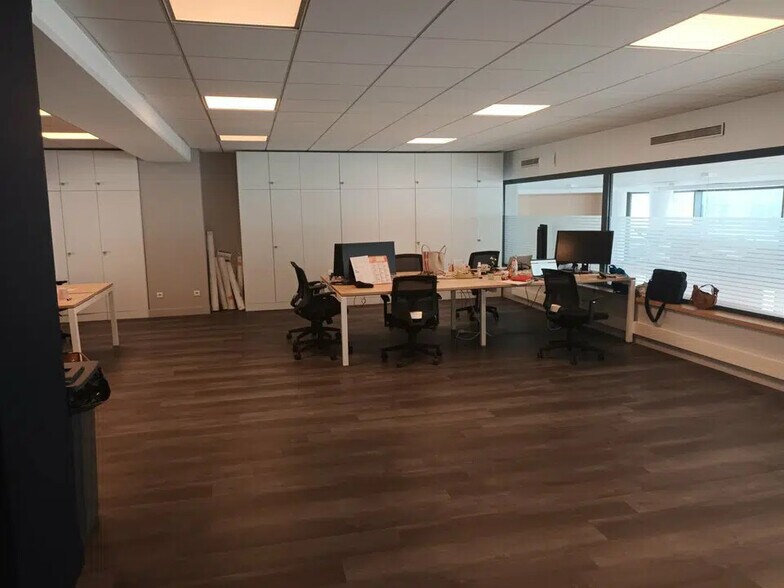 Local commercial dans Le Havre à louer - Photo intérieure – Image 2 sur 6