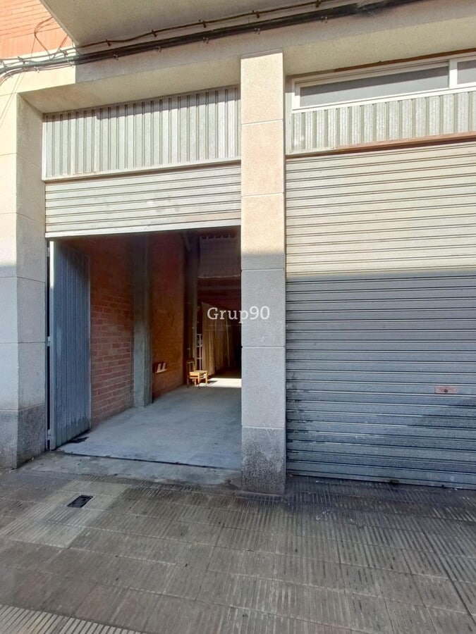 Lleida, LER 25001 - - - Photo intérieure - Image 1 of 9