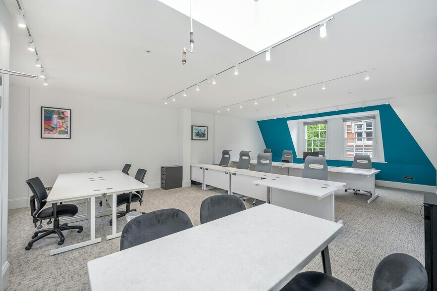 22 Gilbert St, Londres à louer - Photo intérieure – Image 3 sur 22