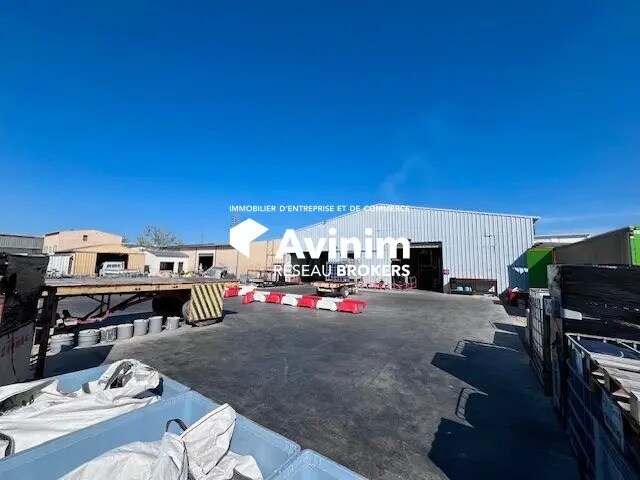 Industriel/Logistique dans Orange à louer - Photo de l’immeuble – Image 2 sur 17