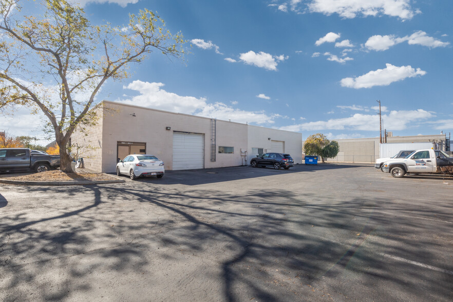 2160-2170 W 2300 S, West Valley City, UT à louer - Photo de l’immeuble – Image 3 sur 9