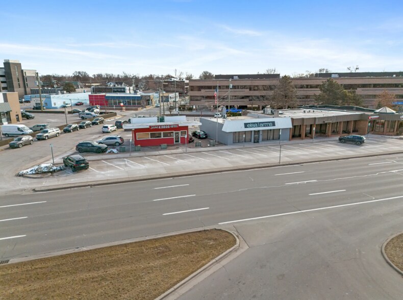 34164-34168 Woodward Ave, Birmingham, MI à vendre - Photo de l’immeuble – Image 3 sur 4