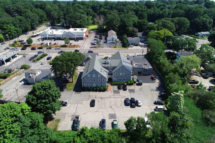 185 Lincoln St, Hingham, MA à louer - Photo de l’immeuble – Image 3 sur 6