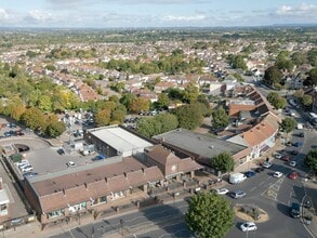 Downend Rd, Bristol à louer Aérien– Image 2 sur 4