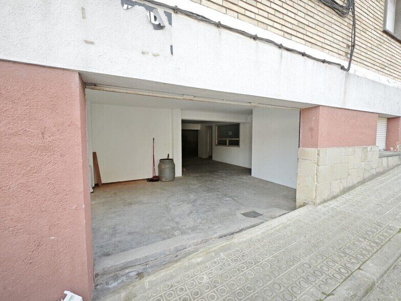 Immeuble residentiel dans Avinyó, Barcelona à vendre - Photo de l’immeuble – Image 1 sur 1