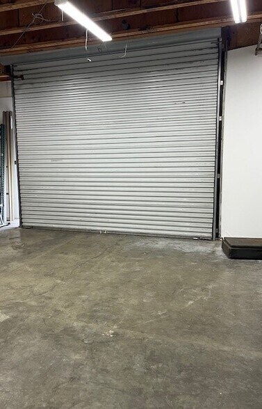 90 Spruce Ave, South San Francisco, CA à louer - Photo intérieure – Image 3 sur 29