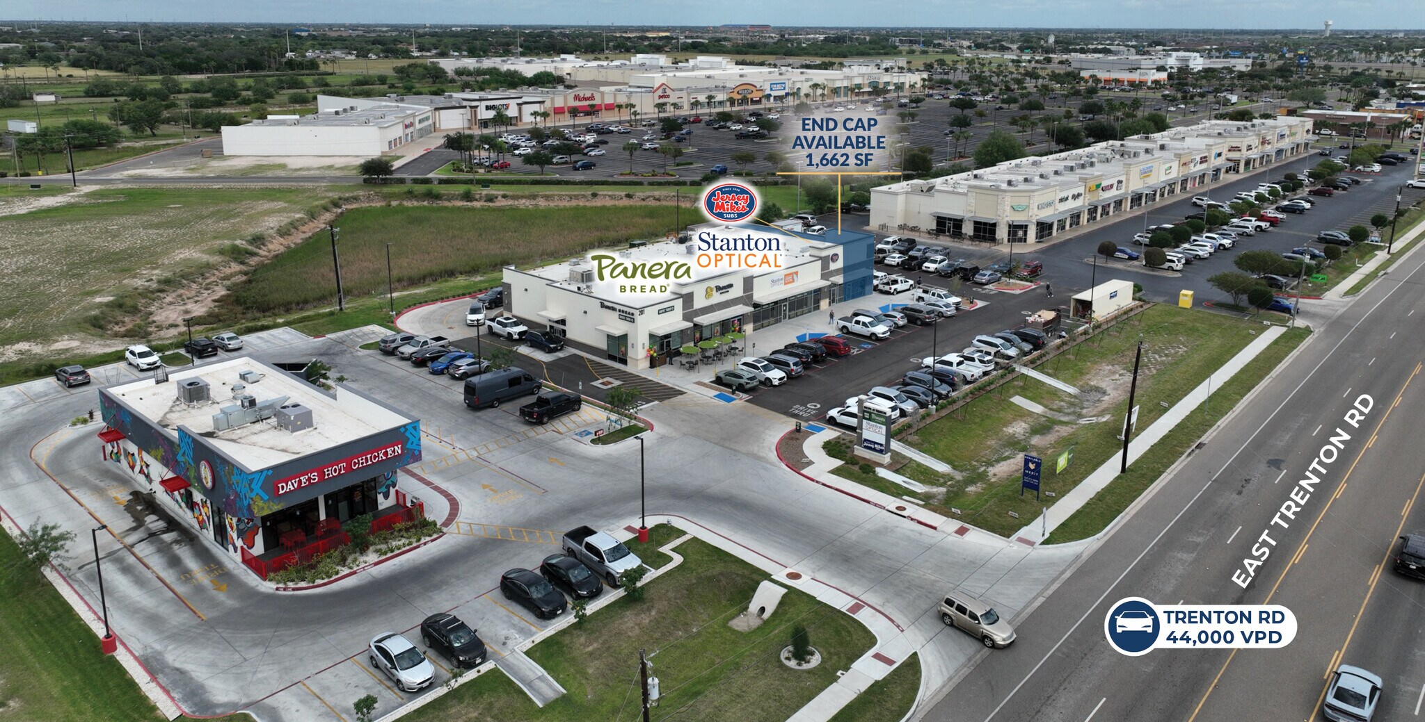 201 E Trenton Rd, Edinburg, TX à louer Photo principale– Image 1 sur 6