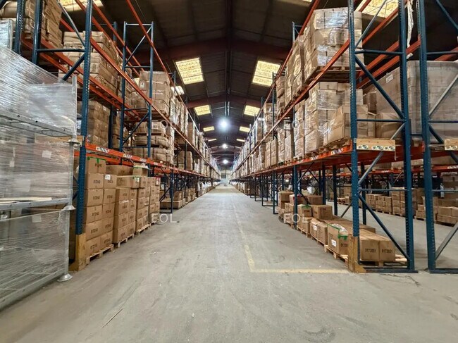 Plus de détails pour Industriel/Logistique à vendre