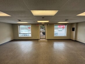 383 Central Ave, Dover, NH à louer Photo intérieure– Image 1 sur 7