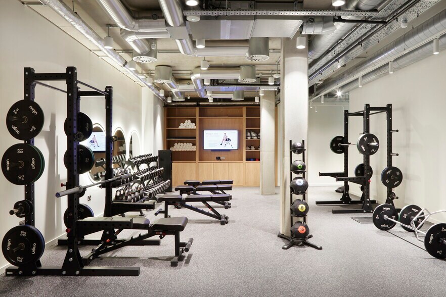 185-186 Shoreditch High St, Londres à louer - Photo de l’immeuble – Image 3 sur 12