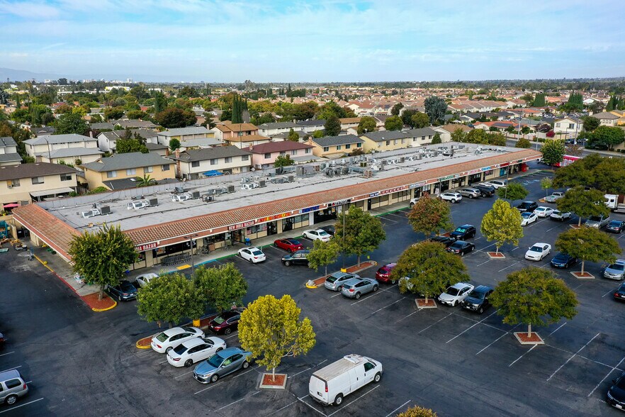 2860 Quimby Rd, San Jose, CA à louer - Photo de l’immeuble – Image 2 sur 10