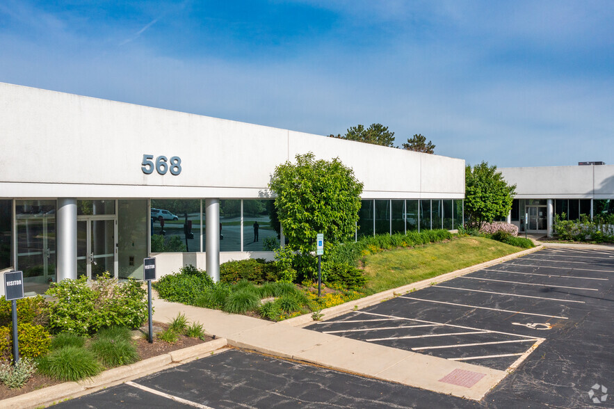 536-616 Atrium Dr, Vernon Hills, IL à louer - Photo de l’immeuble – Image 3 sur 22