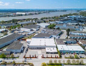 720 Eaton Way, Delta, BC à louer Photo de l’immeuble– Image 1 sur 4