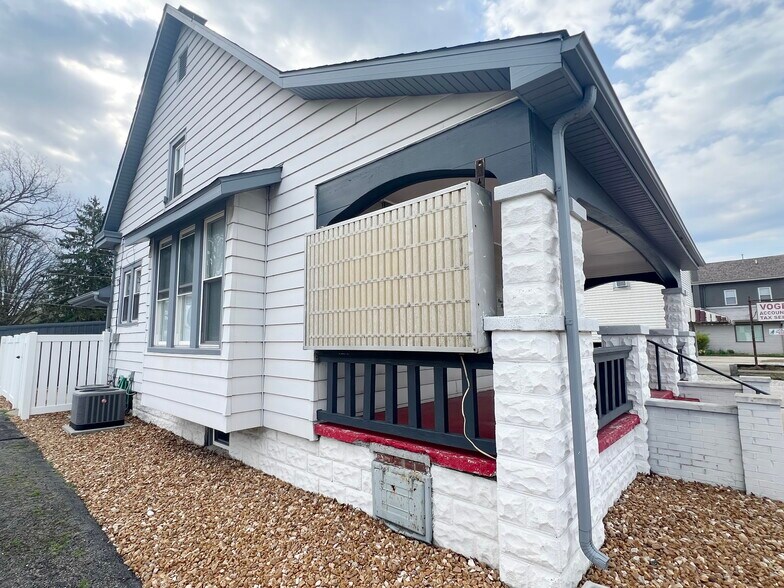 105 S State St, Freeburg, IL à vendre - Photo de l’immeuble – Image 2 sur 23