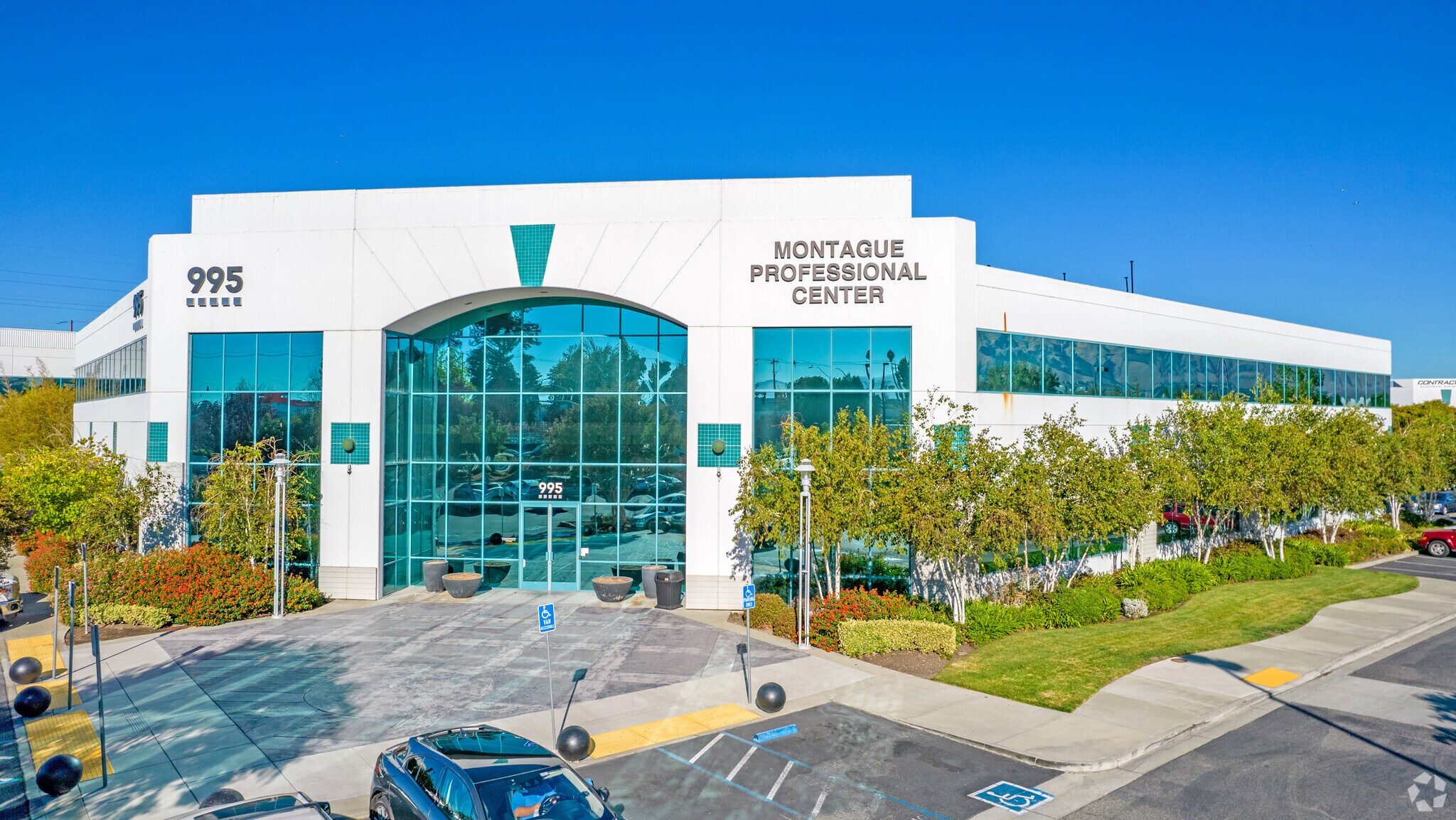 995 Montague Expy, Milpitas, CA à louer Photo principale– Image 1 sur 7