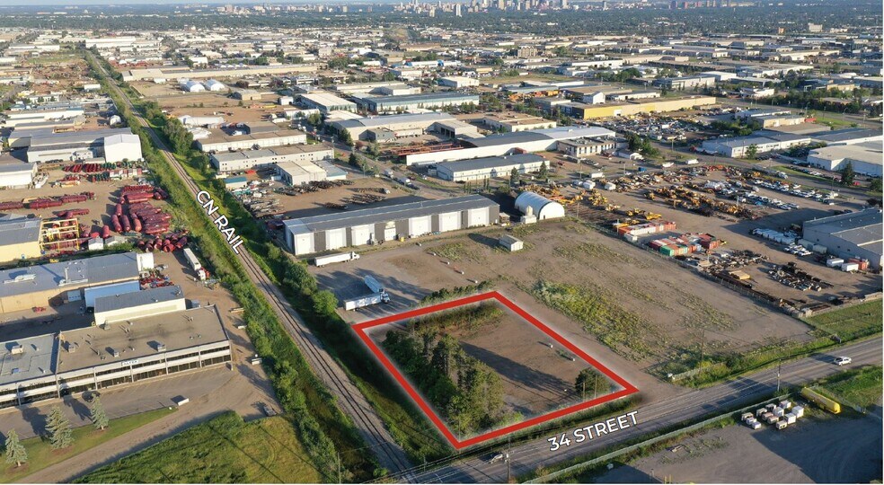 7120 34 St NW, Edmonton, AB à louer - Photo de l’immeuble – Image 1 sur 2