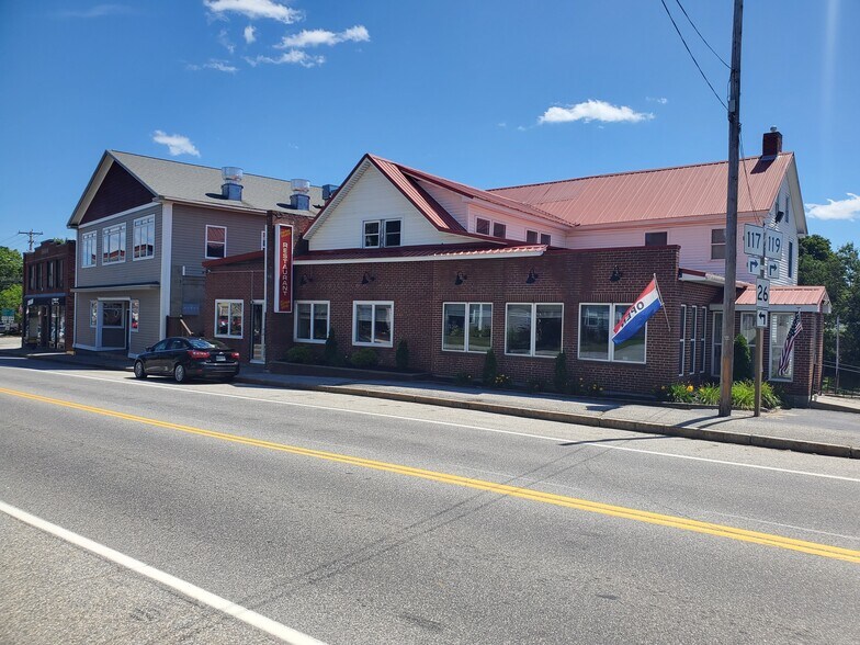 24 Market Sq, South Paris, ME à vendre - Photo de l’immeuble – Image 1 sur 25
