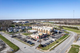 9001 Shawnee Mission Pky, Merriam, KS - VUE AÉRIENNE  vue de carte - Image1