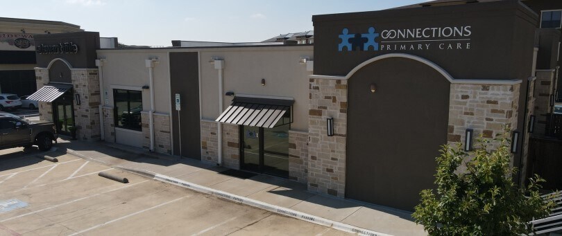 2721 Shoreline Dr, Denton, TX à louer - Photo principale – Image 1 sur 2