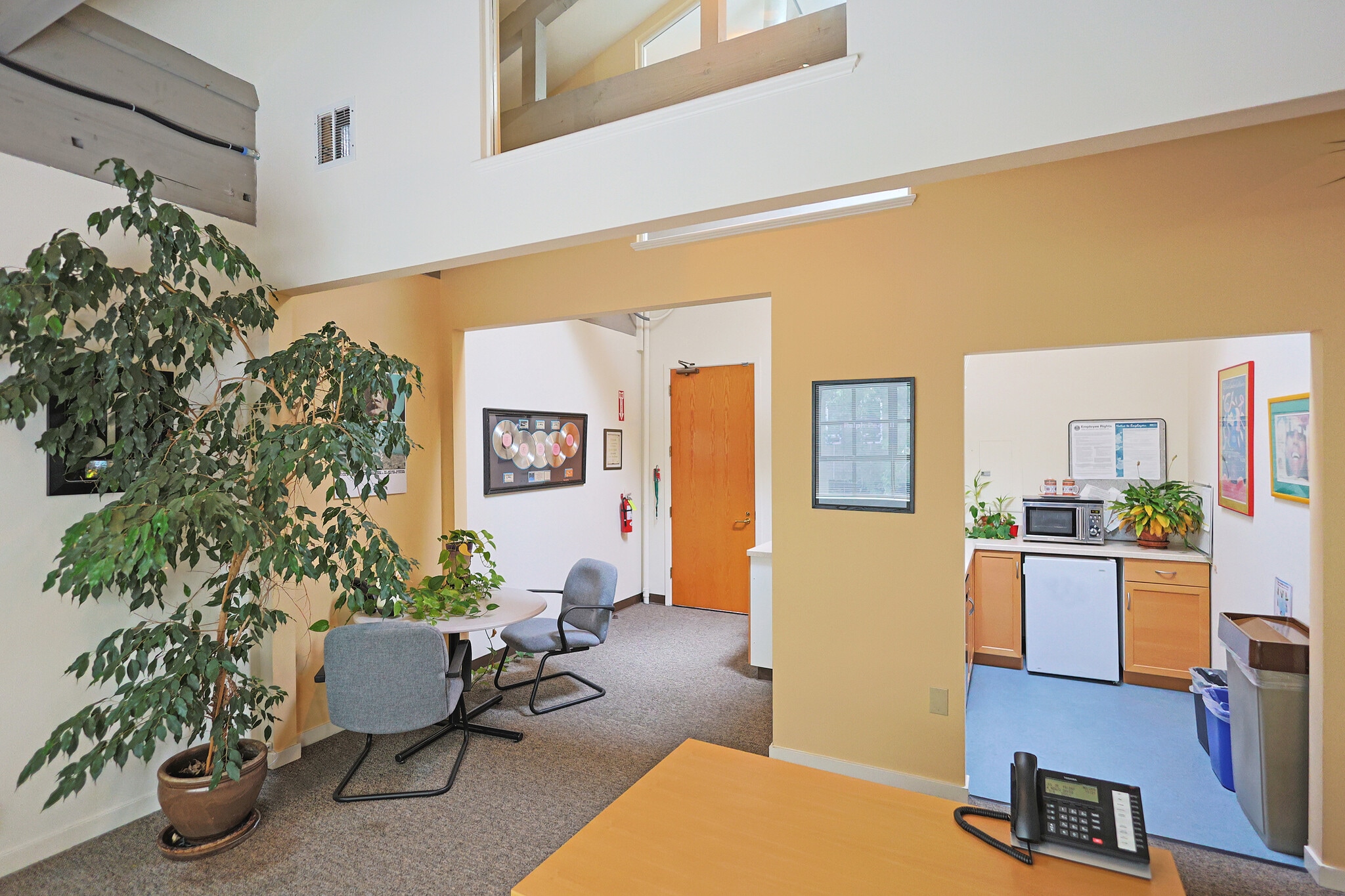 2395-2399 Shattuck Ave, Berkeley, CA à louer Photo intérieure– Image 1 sur 8