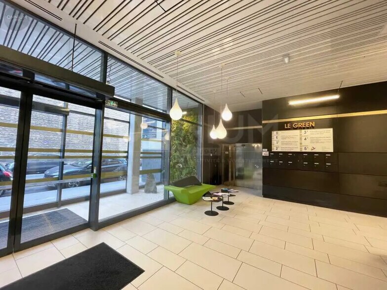 Bureau dans Lyon à louer - Photo de l’immeuble – Image 2 sur 7