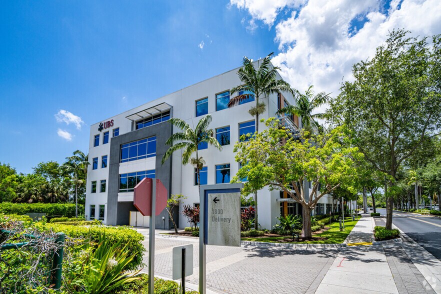 1800 N Military Trl, Boca Raton, FL à louer - Photo de l’immeuble – Image 2 sur 22