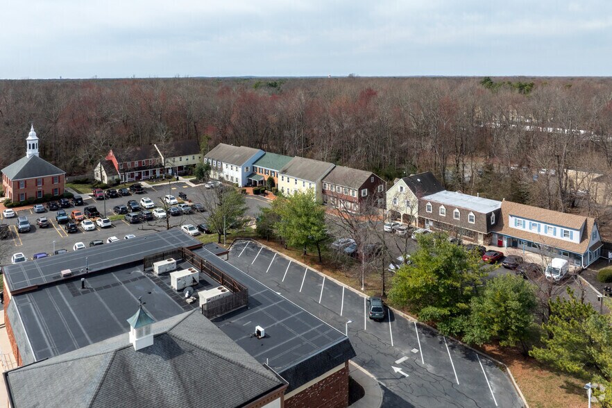 520 Stokes Rd, Medford, NJ à louer - Aérien – Image 3 sur 26