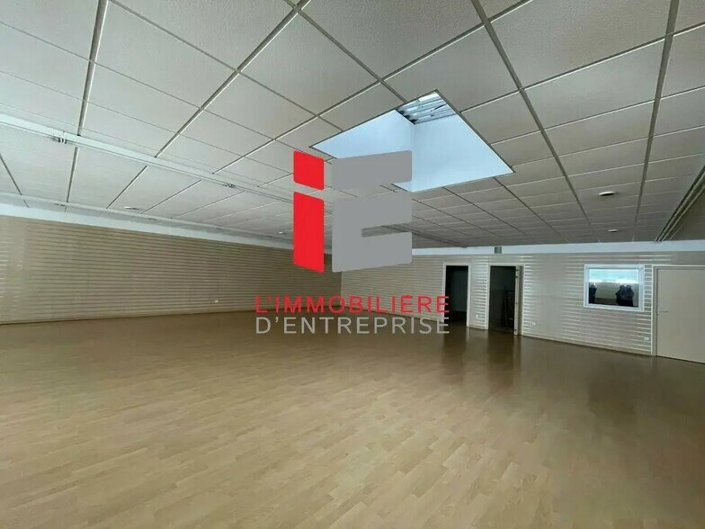 Local commercial dans Ploemeur à vendre - Photo de l’immeuble – Image 1 sur 4