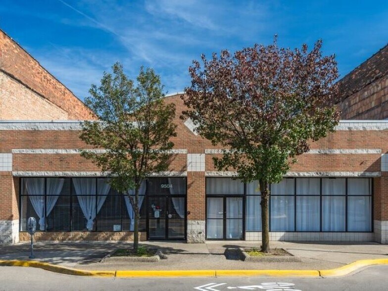 9500-9504 Joseph Campau St, Hamtramck, MI à louer - Photo de l’immeuble – Image 2 sur 4