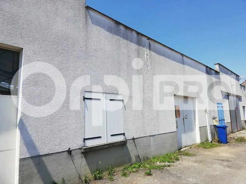 Local d’activités dans Feytiat à louer - Photo de l’immeuble – Image 1 sur 4