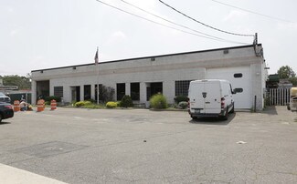 Plus de détails pour 136 Gazza Blvd, Farmingdale, NY - Industriel/Logistique à vendre