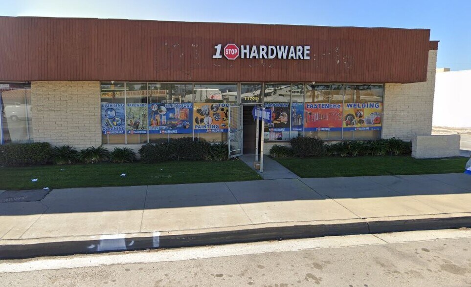 11668-11714 E Washington Blvd, Santa Fe Springs, CA à louer - Photo de l’immeuble – Image 2 sur 6