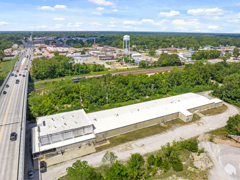 713 E Austin Blvd, Nevada, MO à louer - Photo de l’immeuble – Image 2 sur 36