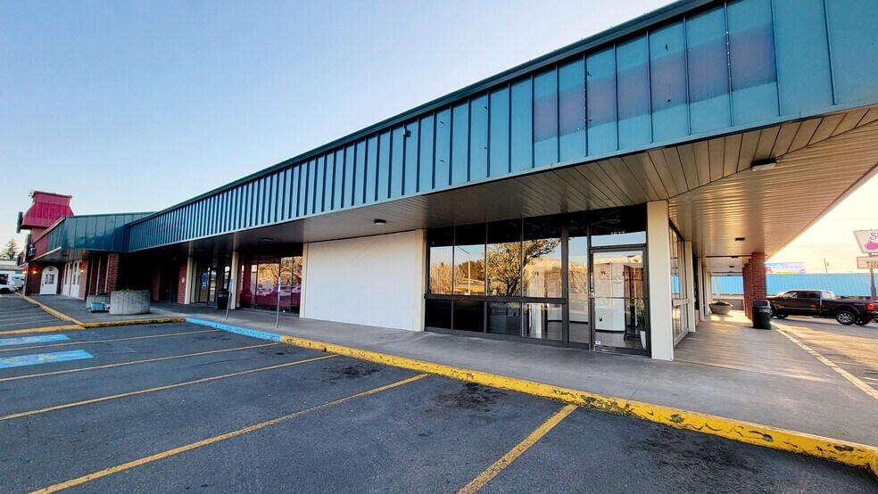 1501-1551 Hawthorne Ave NE, Salem, OR à louer - Photo de l’immeuble – Image 3 sur 5