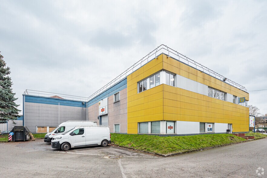 Local d’activités dans Villeneuve-d'Ascq à louer - Photo de l’immeuble – Image 3 sur 4