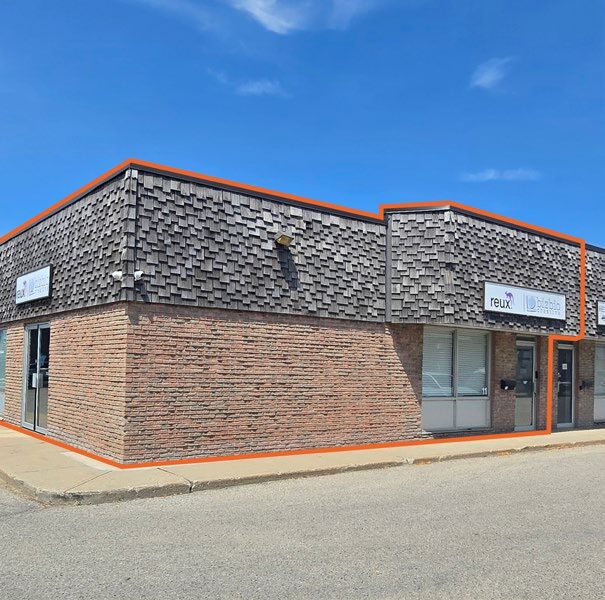 100 Bessemer Rd, London, ON à louer Photo de l’immeuble– Image 1 sur 6