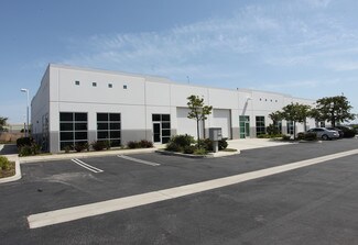 Plus de détails pour 2370 Eastman Ave, Oxnard, CA - Industriel/Logistique à louer