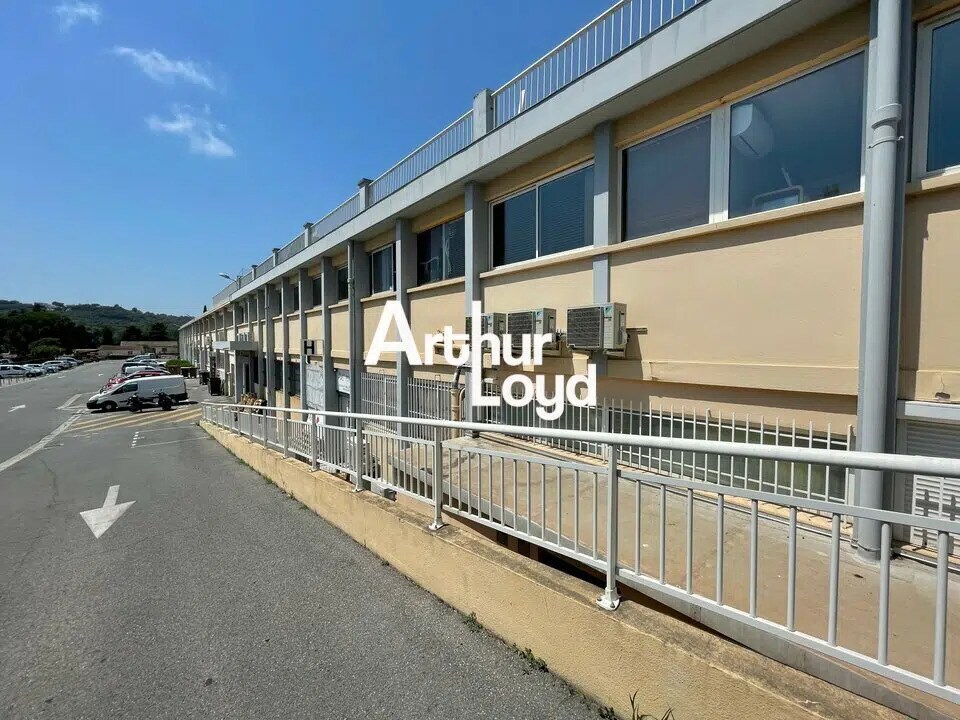 Bureau dans SOPHIA ANTIPOLIS à louer Photo de l’immeuble– Image 1 sur 10